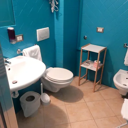 Kaly Hotel 3*