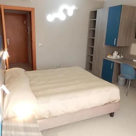 מלון Kaly ונטימיגליה