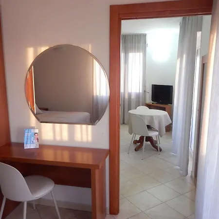 Kaly 3* ונטימיגליה